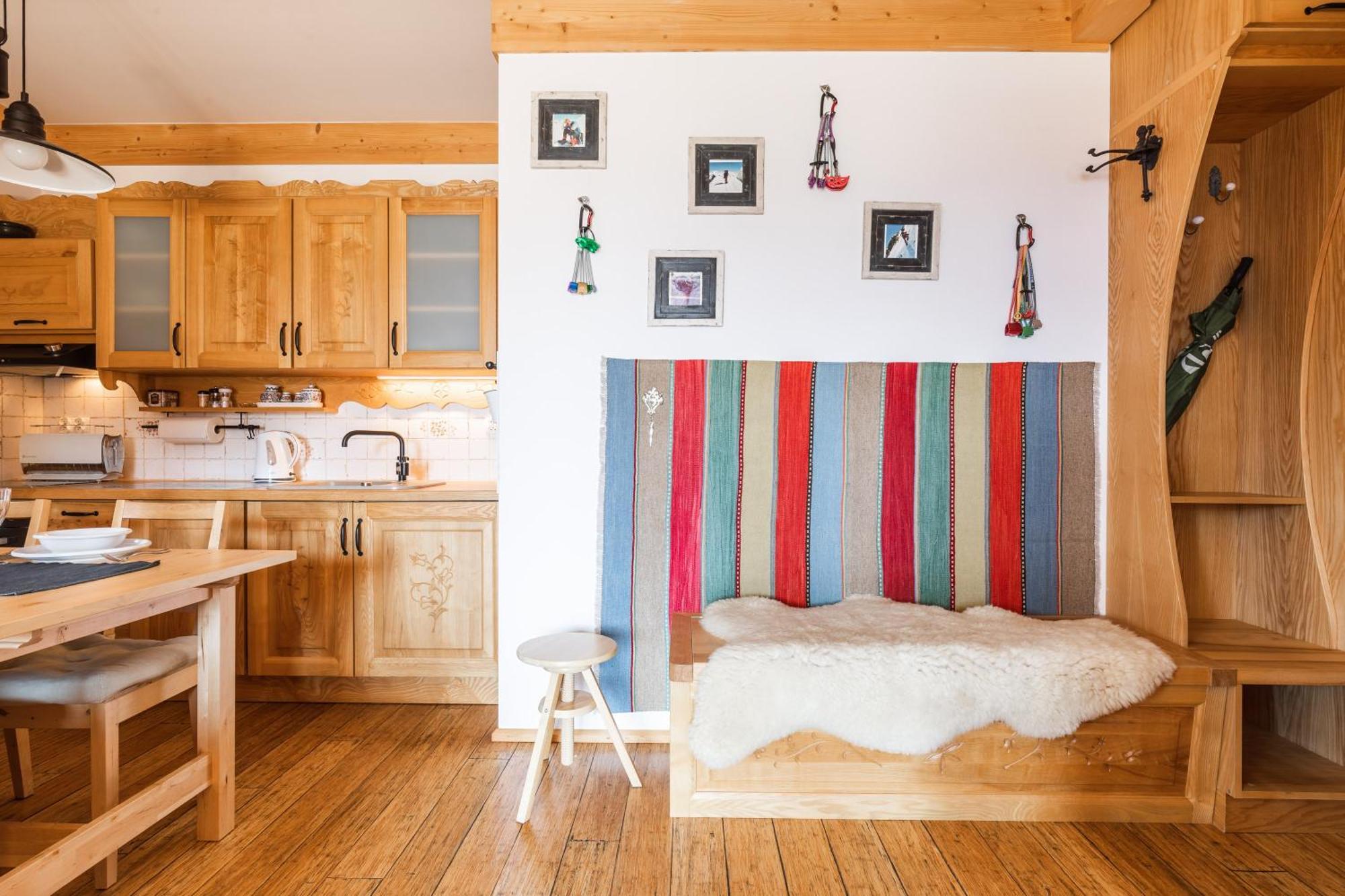 Apartamenty Stylowe Zakopane Kościelisko Rum bild